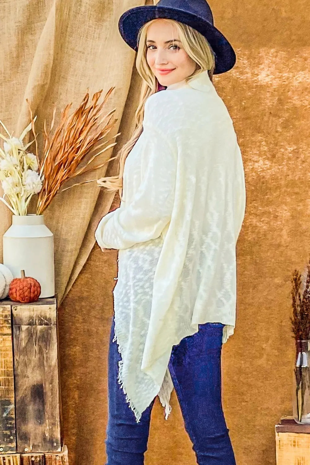 And The Why Textured Knit Fringe Hem Cardigan Secondary image