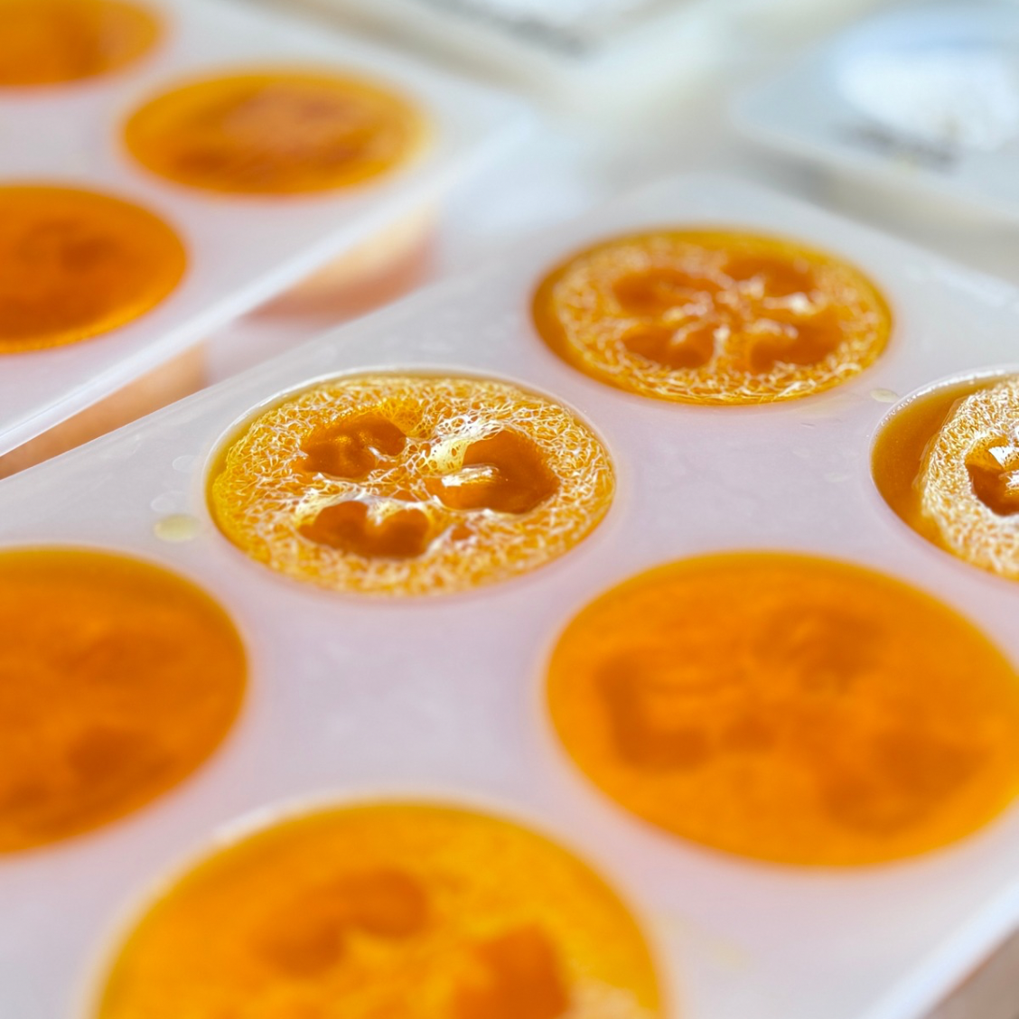 Loofah Soap - Honeysuckle Kisses Secondary image