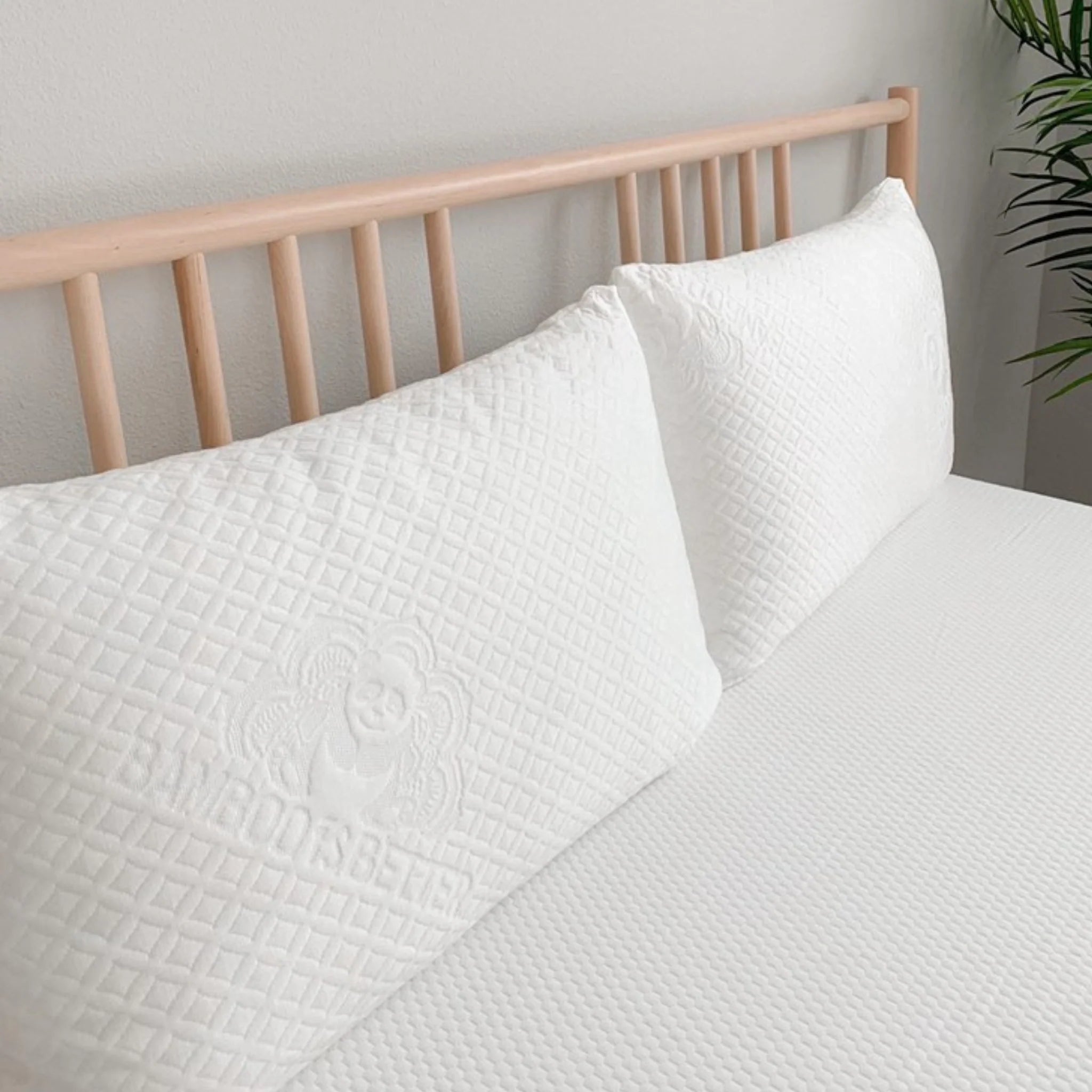 Pillow Cover – Bamboo Cooling, Hypoallergenic & Washable Main image